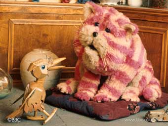 Bagpuss, dear Bagpuss, Old Fat Furry Catpuss!